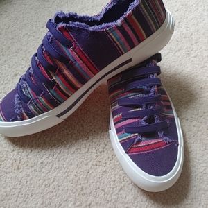 Multicolored slipons